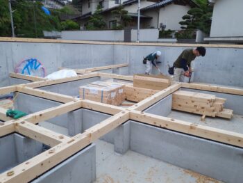 広島市安佐南区　建築設計事務所　かんくう建築デザイン　土台敷